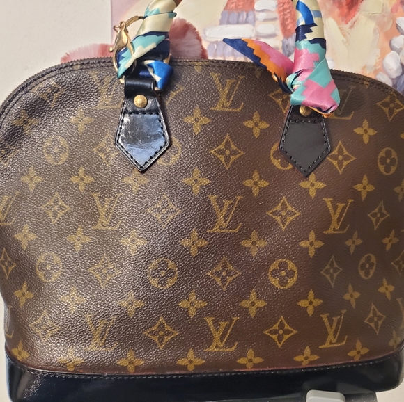 ***Sold on Mercari***Louis-vuitton - Picture 2 of 15